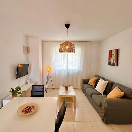 Apartamentos J&K 托雷莫利诺斯 外观 照片