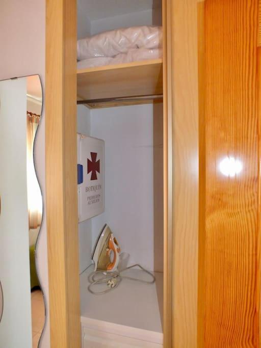 Apartamentos J&K 托雷莫利诺斯 外观 照片