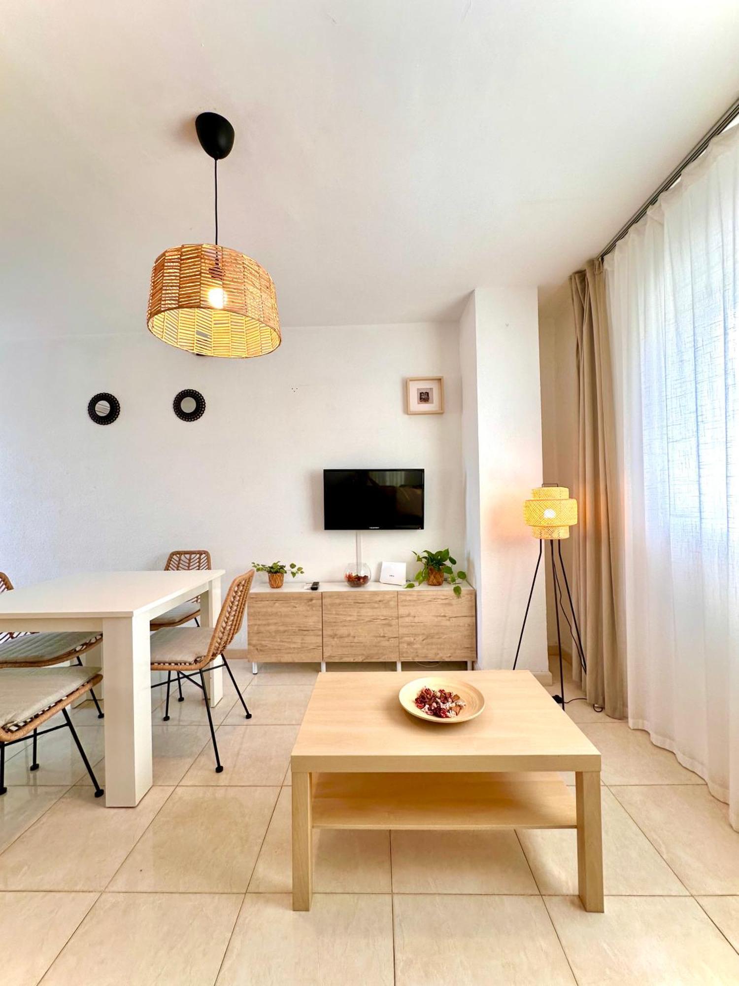 Apartamentos J&K 托雷莫利诺斯 外观 照片