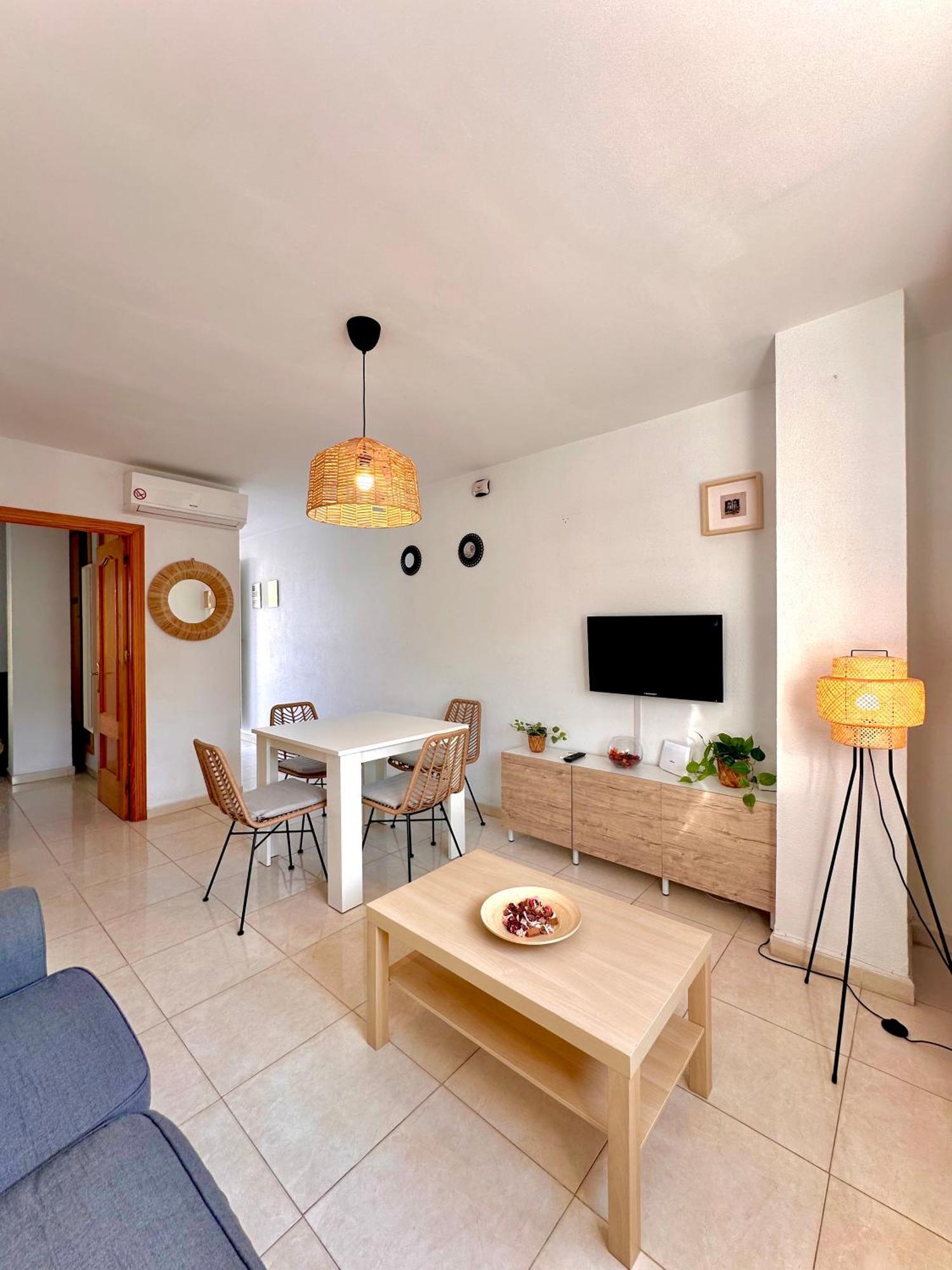 Apartamentos J&K 托雷莫利诺斯 外观 照片